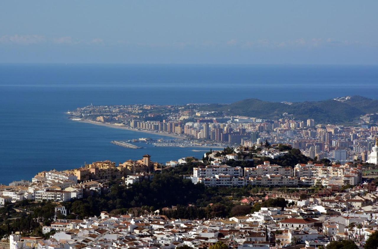 Apartmán Atico Duplex Mar Y Montana Atalaya Benalmádena Exteriér fotografie
